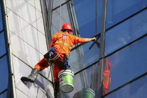 银川蜘蛛人幕墙清洗